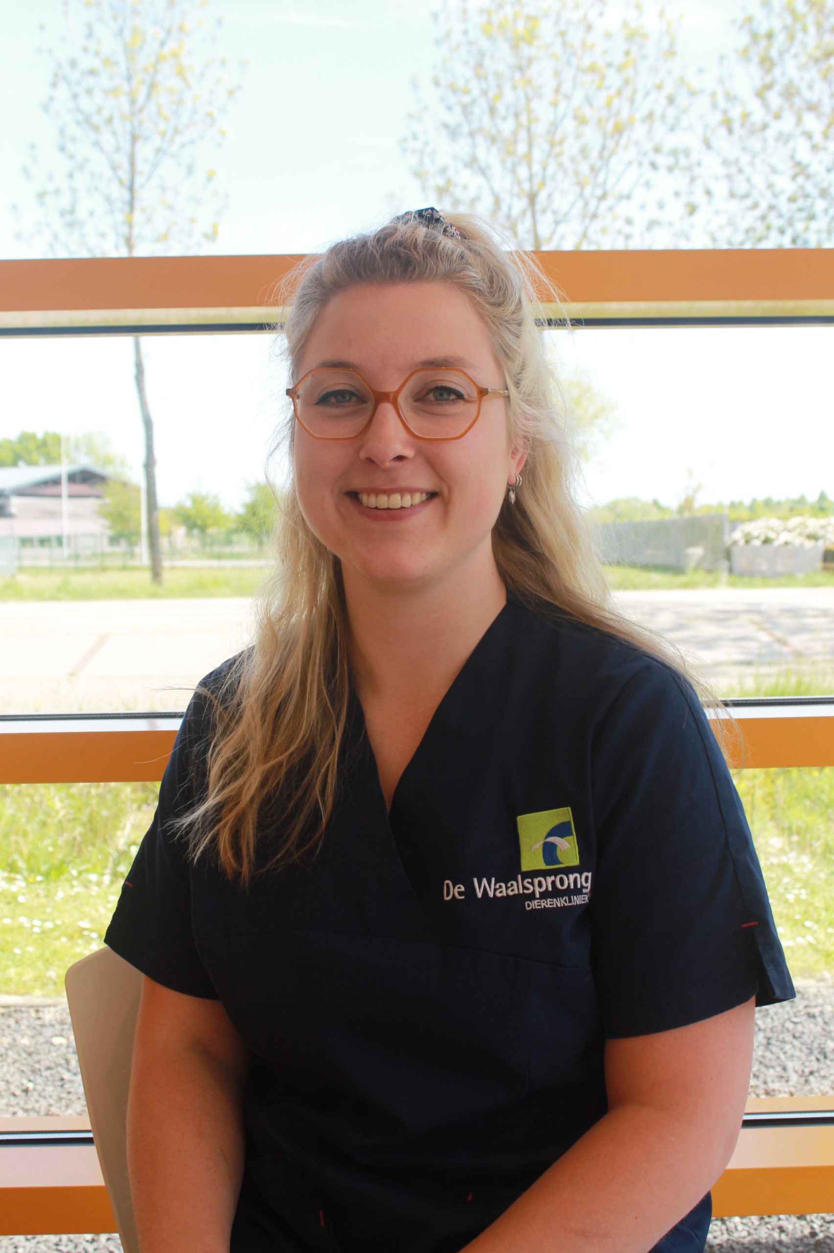 Lisa van Deelen - Dierenkliniek de Waalsprong